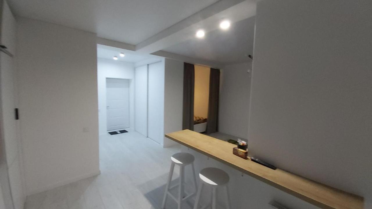 Скандинавская Лаконичность Kharkov Ngoại thất bức ảnh